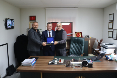 Anahtar Parti Bursa: Oto galerici esnafının yanındayız