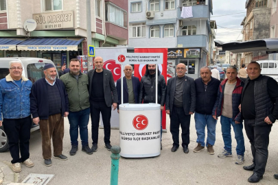 MHP Gürsu İlçe Teşkilatı’ndan Zafer Camii Çıkışında İftarlık Pide İkramı