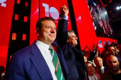 CHP kurultay davası ertelendi! Mahkemeden "İBB dosyasıyla birleşsin" talebi