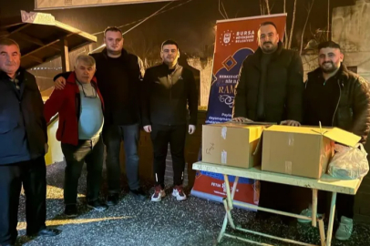 CHP Nilüfer Gençlik Kolları’ndan Teravih Sonrası Tatlı İkramı