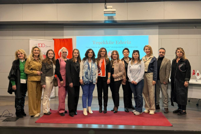 Türk Kadınlar Birliği Bursa Şubesi’nden Dijital Atılım: Kadınlar Yapay Zekâ Çağının Öncüsü Olmaya Hazırlanıyor