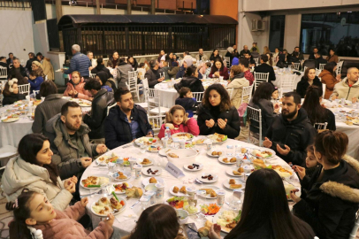 NİLÜFER İLKADIM ANAOKULU’NDAN ANLAMLI İFTAR BULUŞMASI: ÖĞRENCİLER, VELİLER VE EĞİTİM YÖNETİCİLERİ AYNI SOFRADA BULUŞTU