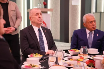 Ümit Özdağ Adana teşkilatı ile iftarda buluştu