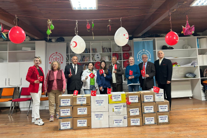 NİLÜFER’DEN ANLAMLI 23 NİSAN HAMLESİ: “ÇOCUKLAR OKUSUN DİYE YOLA ÇIKTIK”