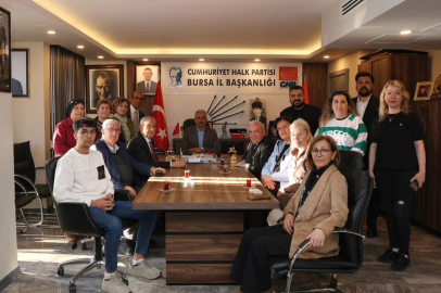 Zeydan Karalar’dan CHP Bursa İl Başkanlığı’na Ziyaret: Kent Gündemi ve Yerel Yönetim Süreci Masaya Yatırıldı