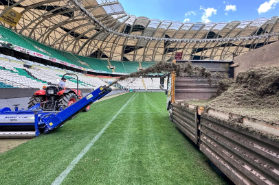 Konya Büyükşehir Stadı'nda renovasyon çalışmaları